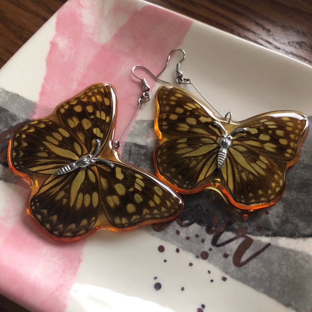 Rare🦋Butterfly 🦋 earrings!